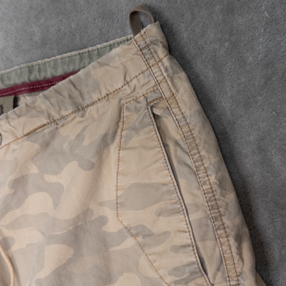 GAP Shorts Mens 34 11" Cargo Desert Camouflage Paratrooper Fatigue Military Y2K - Picture 5 of 13